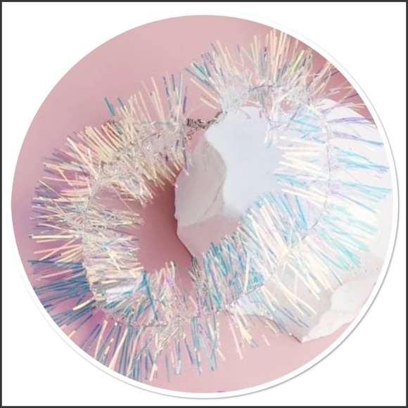 ⭐️ Awesome Iridescent Tinsel Choker ⭐️ - Picture 4 of 4